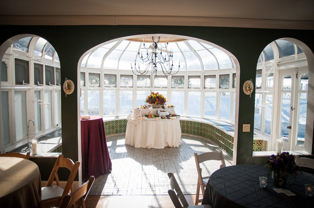 crudite-table-set-in-glass-conservatory